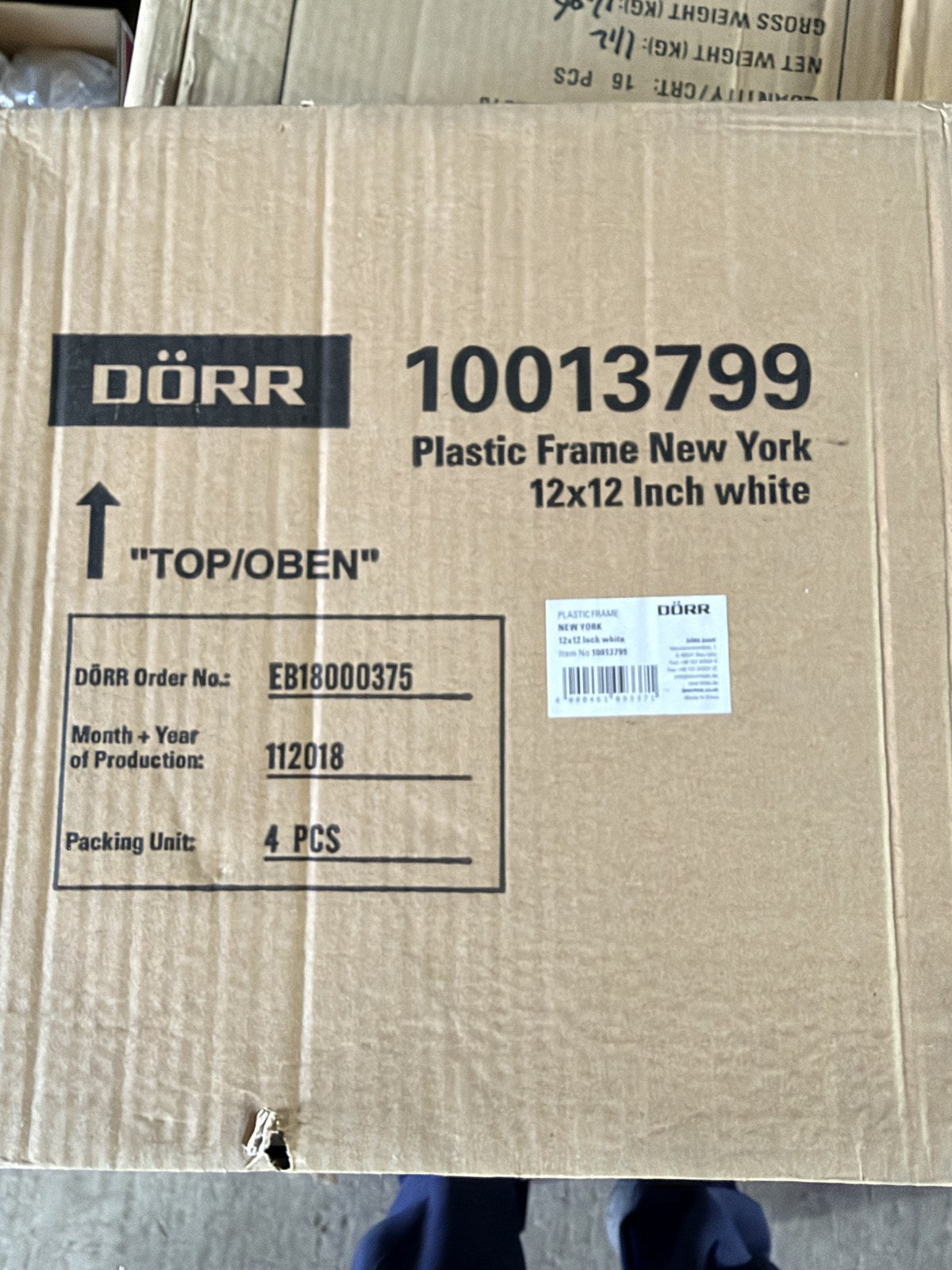 Sealed DÖRR carton: item 10013799 Plastic Frame New York 12x12 inch white, packing unit 4
