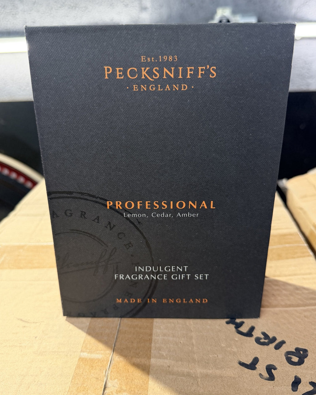 Pecksniff's Men's Professional fragrance gift set, closed box – real photo of stock